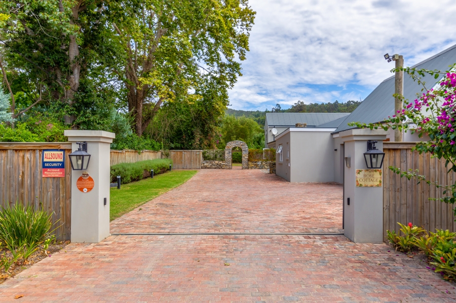 4 Bedroom Property for Sale in Belvidere Estate Western Cape